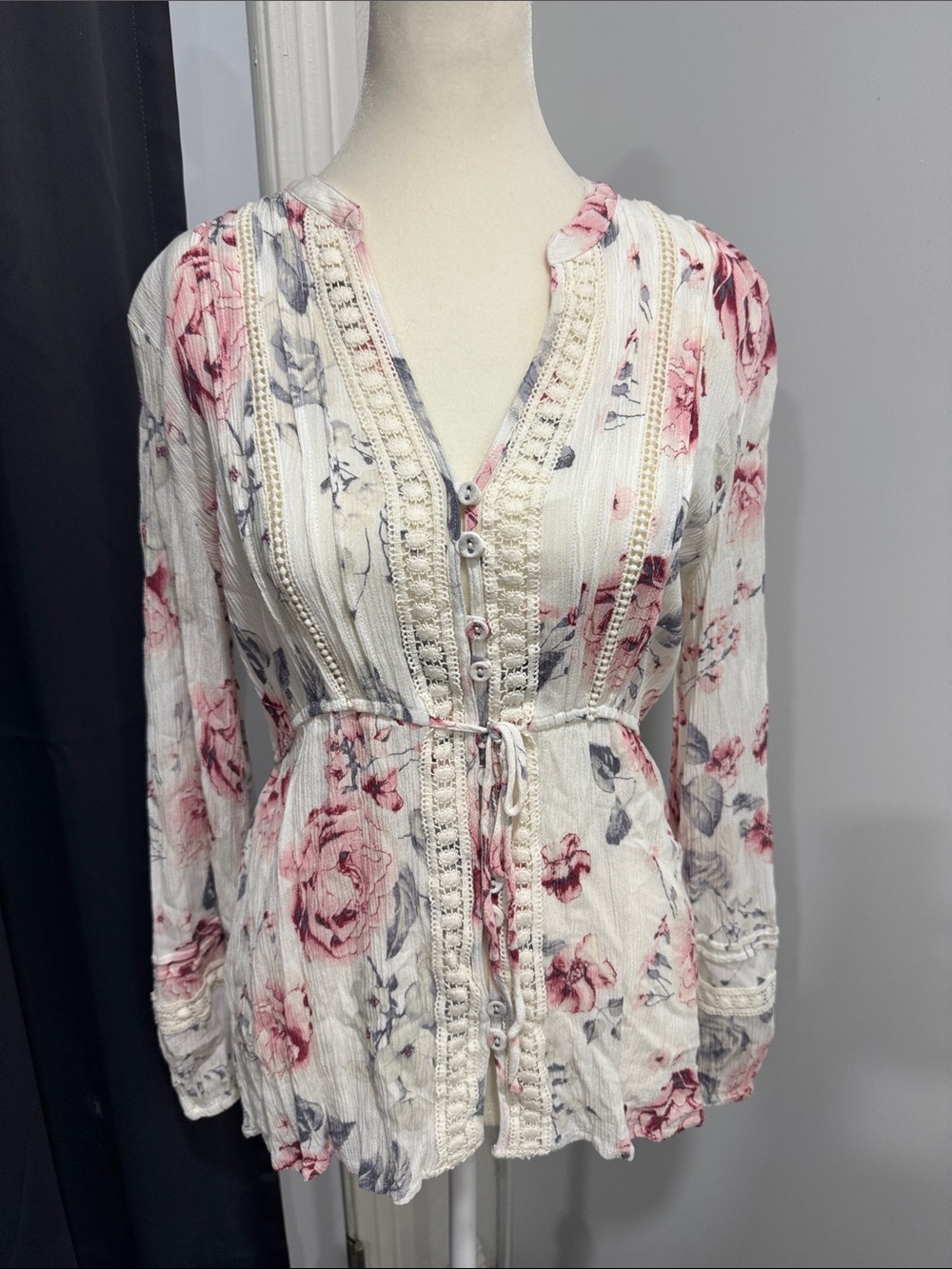 American Rag Floral Lace-Trim Button Front Peasant Blouse - Pink & Gray on Cream